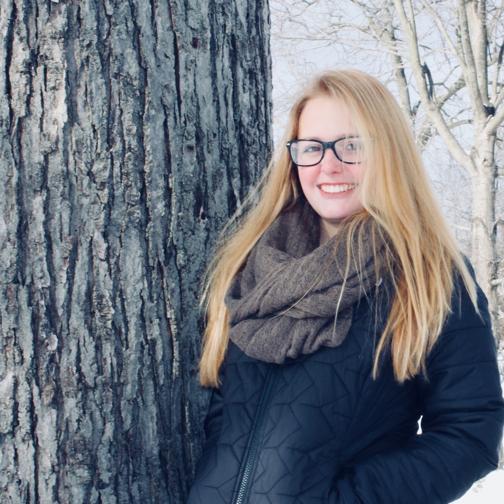 Meet your Posher, Abbi